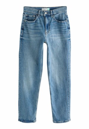 Lyseblå mom-jeans med falmet effekt på forreste lår, design med fem lommer, lynlås og knaplukning, lagt fladt på hvid baggrund.