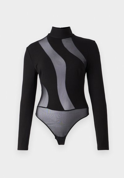 Zwarte lange mouwen bodysuit met doorschijnende gaaspanelen en een hoge kraag. Heeft een aansluitend ontwerp en een drukknoopsluiting aan de onderkant.