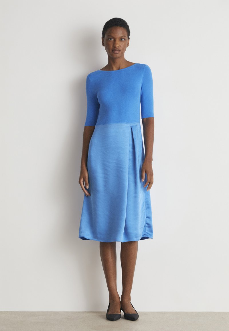 BOSS MIXED MATERIAL DRESS WITH SATIN SKIRT PART Freizeitkleid