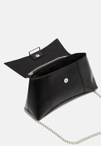 Even&Odd Torba preko tijela - black