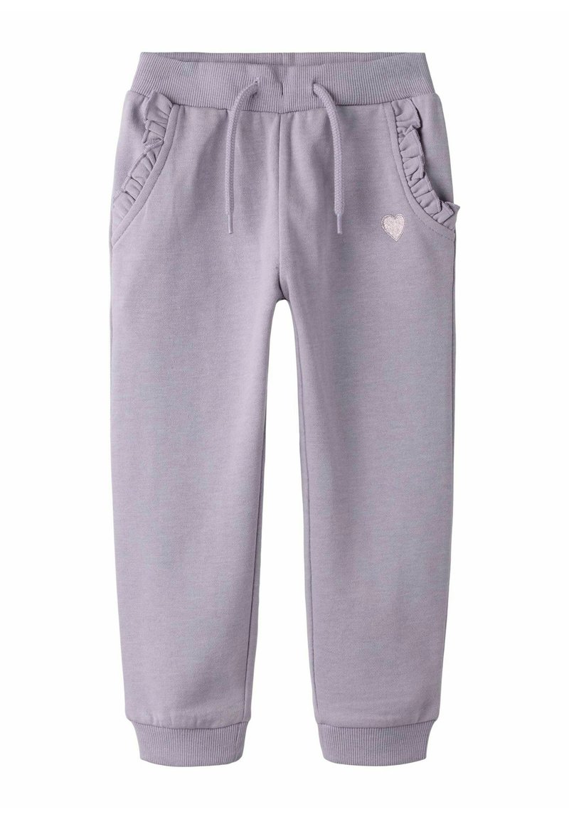 Jasnofioletowe spodnie dresowe wykonane z miękkiego materiału. Posiadają falbankowe kieszenie boczne, ściągacz z troczkiem w pasie oraz mały akcent w kształcie serca.