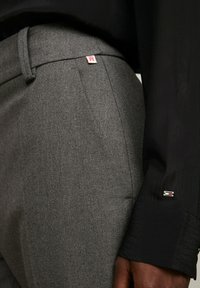 Tommy Hilfiger CORE - Chino - grey allover