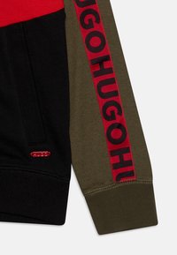 HUGO Kids CARDIGAN - Kofta - khaki