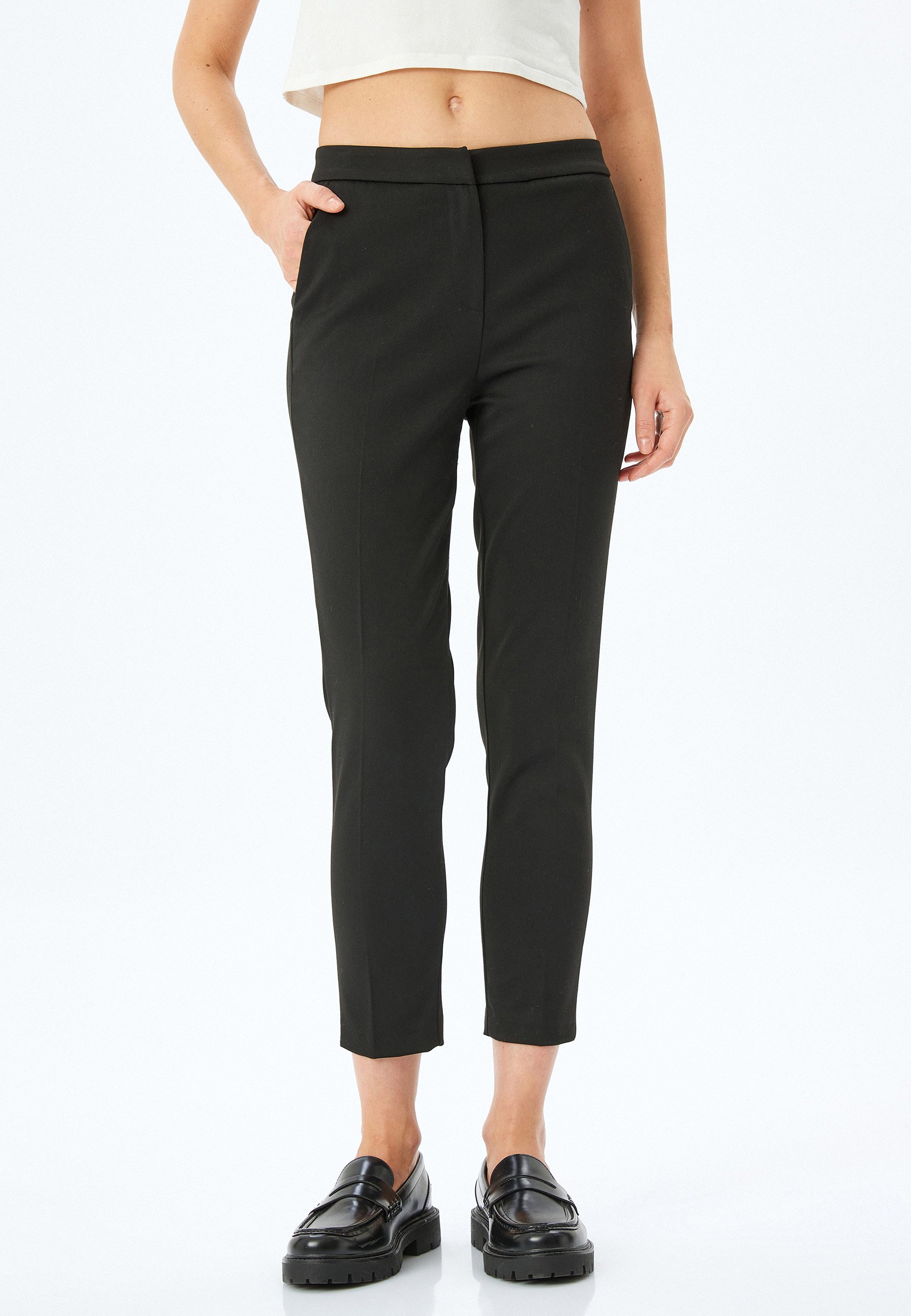 cigarette chinos Koton CIGARETTE - Chinos - black