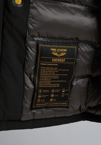 Unausgewählt, jet black