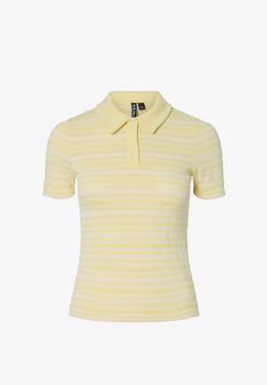 Dzeltena un balta svītru polo krekls ar īsām piedurknēm, pogu frontē, un apkakli, izgatavots no teksturētas auduma.