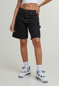 MAYLI WORKER - Džinsiniai šortai - washed black