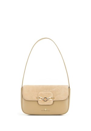 Beige rechthoekige handtas met een lange dunne band, suède klep, gouden kettingdetail en het Wittchen merklogo aan de voorkant.
