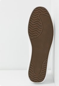 Anna Field Trainers - white