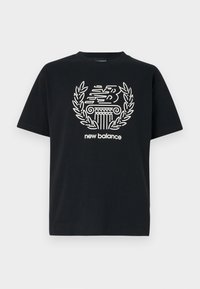 NEW BALANCE X DEBUT SCULPTURE T-SHIRT - T-shirts med print - black