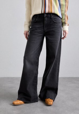 LOLI MID RISE BAGGY - Relaxed fit jeans - washed black