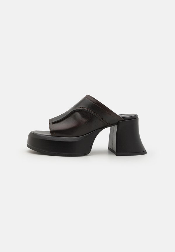 LOTA - Heeled mules
