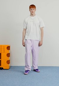 Obey Clothing BIG TIMER DOUBLE KNEE CARPENTER PANT - Cargobroek - orchid petal