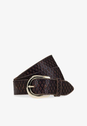 Ceinture en cuir marron à motifs avec une boucle en métal doré, présentant un design en forme de diamant et une extrémité effilée. Texture plate et finition lisse.