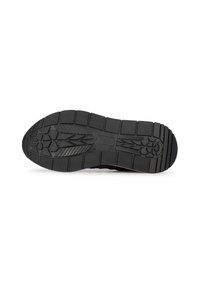 Schwarze Gummisohle mit strukturiertem Muster, das hexagonale und lineare Designs umfasst, um die Griffigkeit und Traktion zu verbessern.