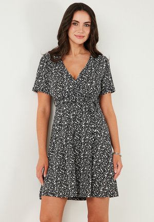 REGULAR FIT - Robe de jour - black