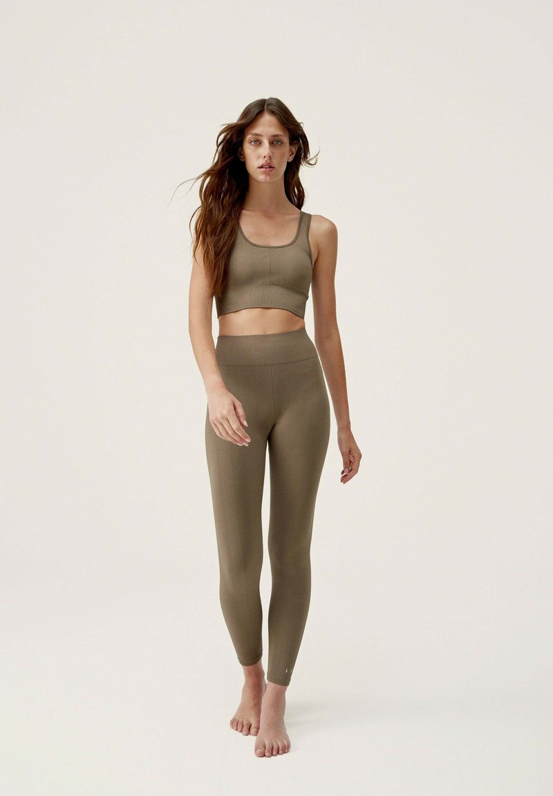 Born Living Yoga Tights taupe Born Living Yoga Tights taupe