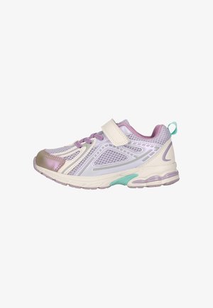 Kinder-Sportschuh mit violettem Mesh, cremefarbenen Details, Klettverschluss, türkisfarbener Fersenschlaufe und hellgrünem Akzent an der Sohle.