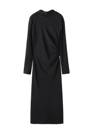 Abito nero a maniche lunghe con scollo tondo, caratterizzato da un dettaglio arricciato su un lato. Realizzato in tessuto liscio ed elasticizzato, arriva a lunghezza al polpaccio.