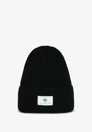 Gorro de lana negra tricotado con textura acanalada, que presenta un dobladillo doblado y una etiqueta blanca con el logotipo "BUFF" y el texto "LIVE MORE NOW."