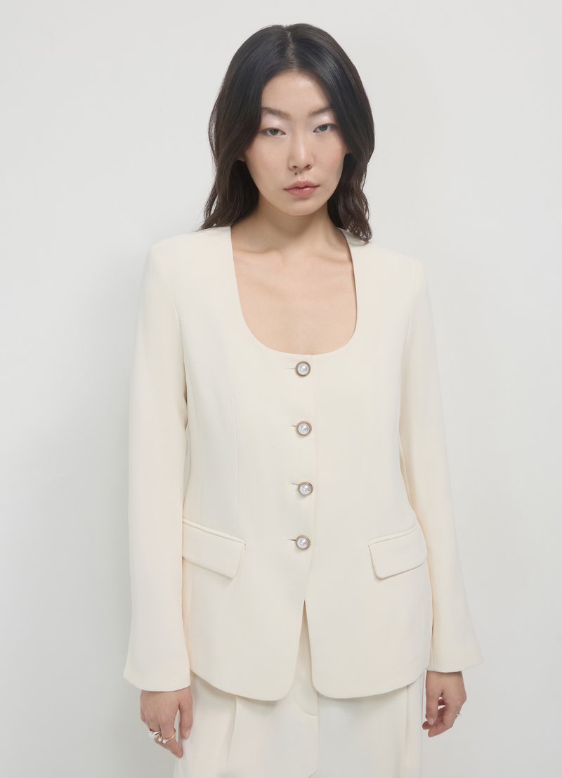 Calliope SCOLLO AMPIO - Blazer - bianco latte