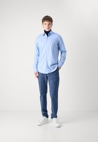 BOSS JOE KENT - Dalykiniai marškiniai - light blue