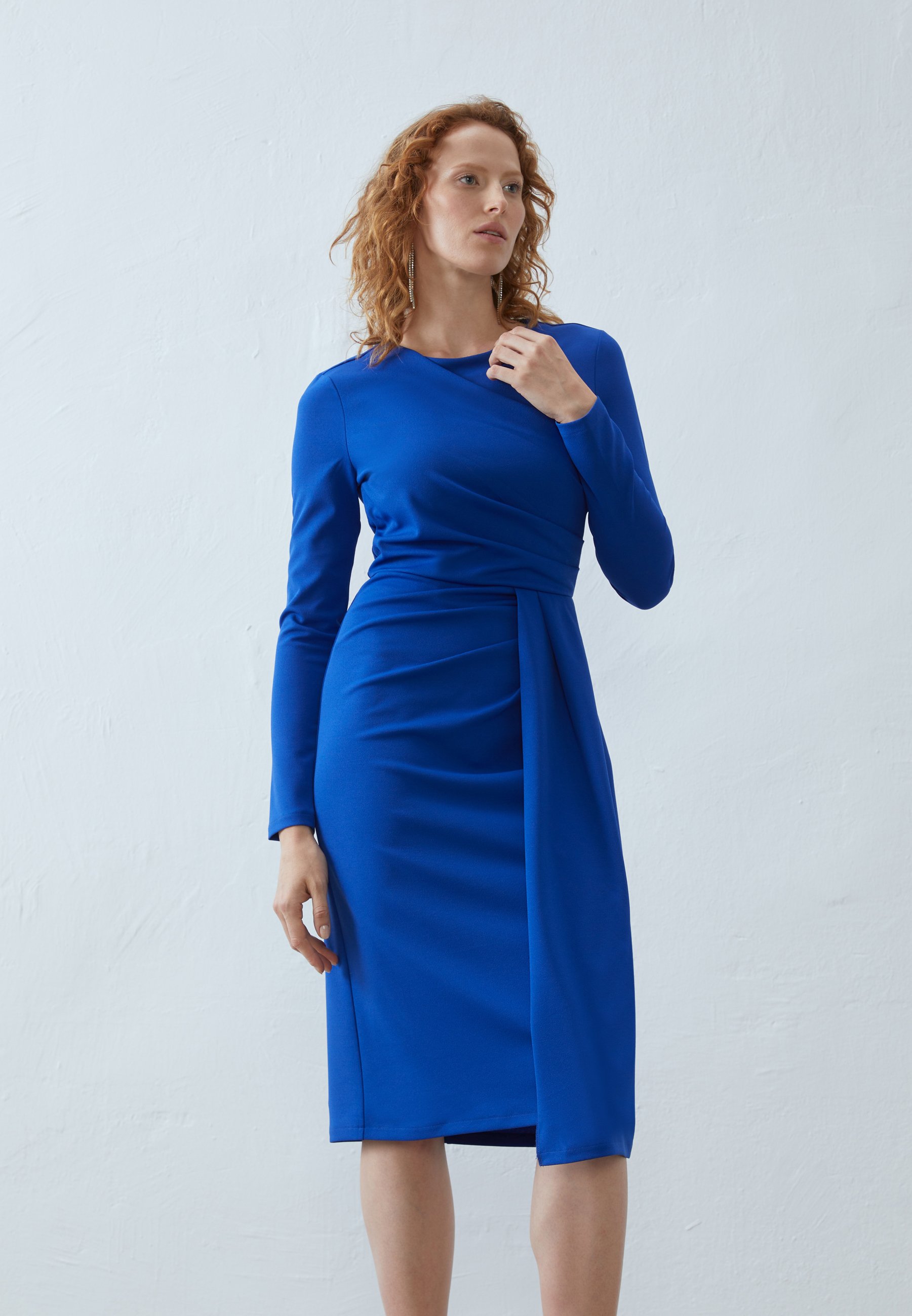 Robe Fourreau Robe Genoux Zalando Anna Field Robe Fourreau Blue/bleu