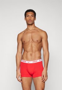 Nike Underwear TRUNK 3 PACK - Boxer brief - black/red