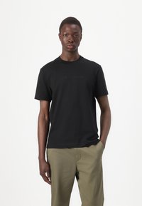 Lacoste Basic T-shirt - black