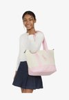 PLAYER TOTE UNISEX - Tote bag - white/carmel pink
