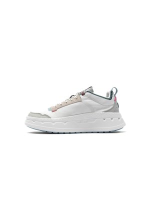Baskets basses - white