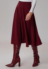 Smart and Joy MIDI - Jupe trapèze - rouge foncé