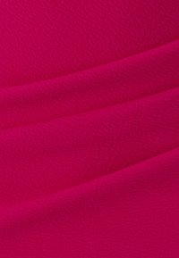 Unselected, hot pink