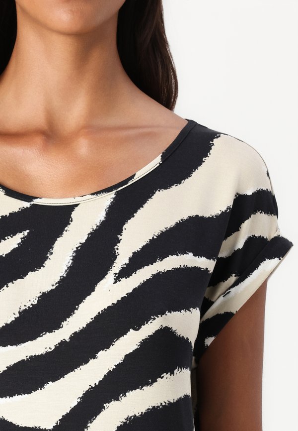 ALL OVER PRINTED CREW NECK - Print T-shirt - abstract beige4