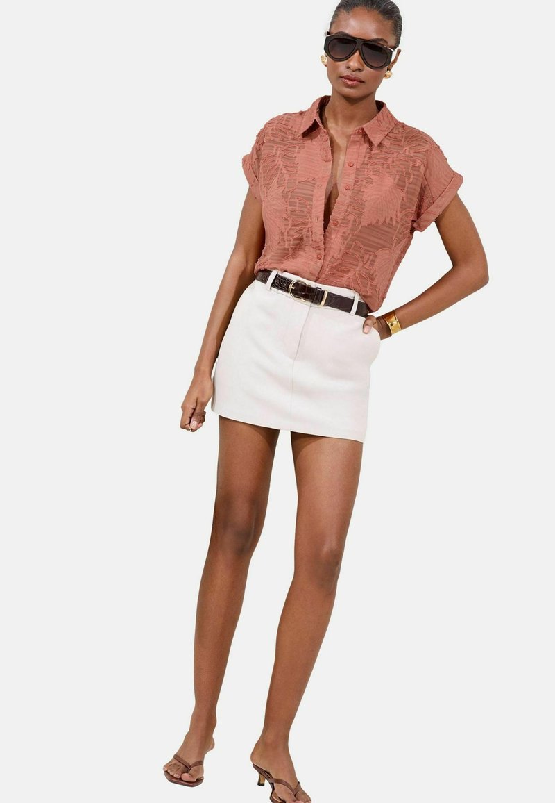 Lipsy REGULAR FIT -THROUGH SHORT SLEEVE - Nööpidega pluus - pink