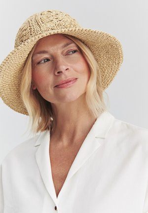 TATUUM, ARTICLE TAG: HEADGEAR - ARTICLE NAME: MOONI - Καπέλο - beige