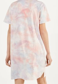 Bershka Vardagsklänning - pink