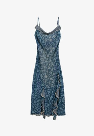 Vestido azul con estampado floral y tirantes finos, que presenta un dobladillo con volantes y delicados flecos, confeccionado con una tela ligera de textura suave.