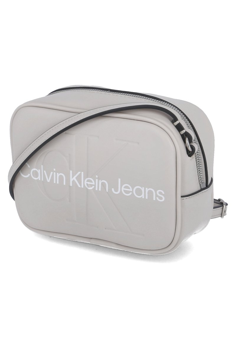 Calvin Klein Jeans SCULPTED MONO Camera bag grey/beige Zalando.co.uk