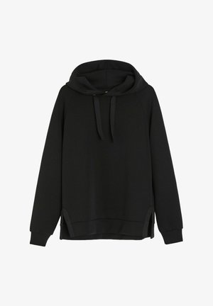 Czarna bluza z kapturem, wykonana z miękkiego materiału, charakteryzująca się luźnym krojem, ściągaczami przy mankietach oraz bocznymi rozcięciami, które zapewniają dodatkową swobodę ruchów i komfort.