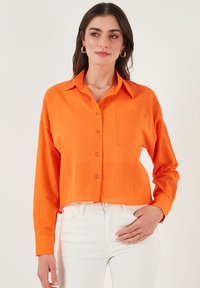 Unselected, orange