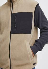 Blend BHWAISTCOAT - Weste - crockery