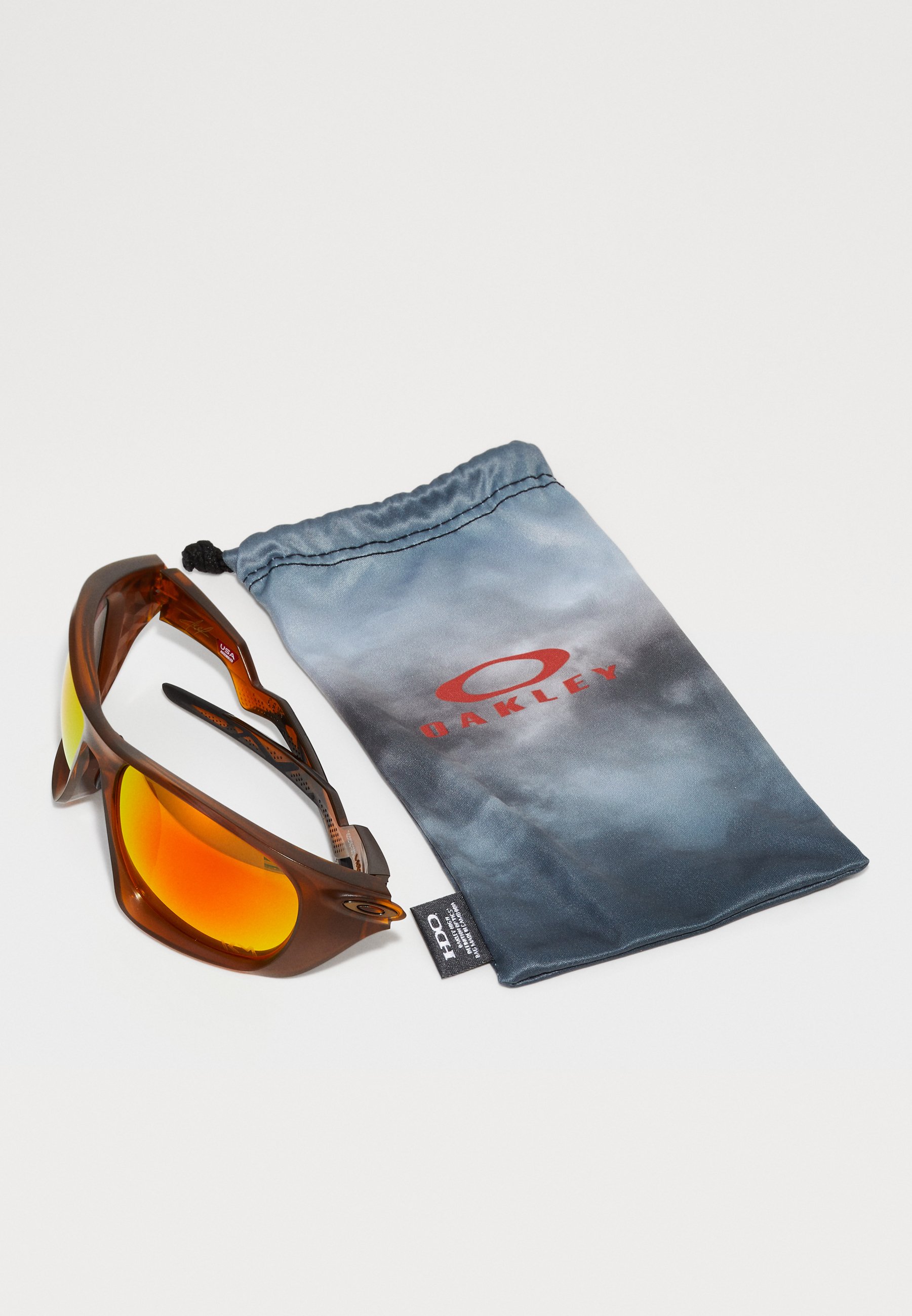 Oakley Eyewear LATERALIS UNISEX - Sunglasses - matte dark amber