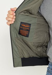 Bombers SALEM khaki