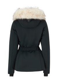 Sort yderjakke med en hætte beklædt med kunstpels, indsnævret talje og elastiske manchetter. Har en glat, mat overflade og praktisk design.