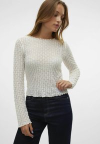 Aware VMSHELBY O-NECK SHORT - Ilgarankovis viršutinės dalies drabužis - snow white