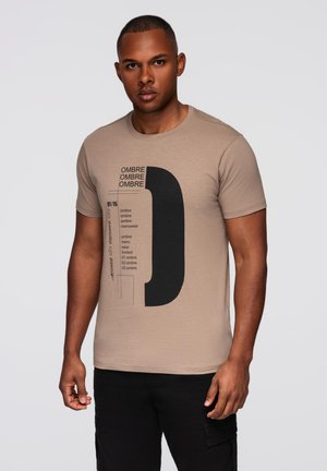 Triko s potiskem - dark beige