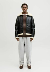 Jack & Jones Pantalones deportivos - light grey melange