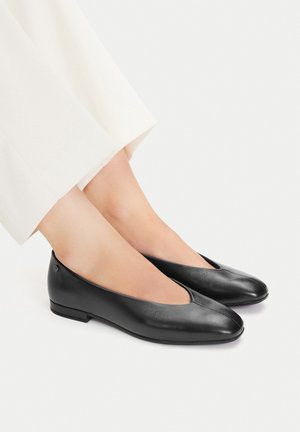 Lasocki, LASOCKI BALLERINAS WOMEN'S BLACK 5907964178514 - Ballerinasko - black