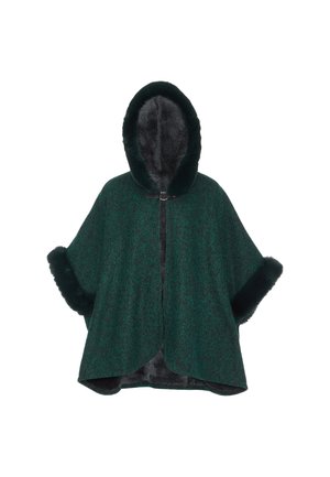 Vihreä kuviollinen poncho hupparilla, jossa on keinoturkisreunukset ja edessä kiinnitys soljella turvallista käyttöä varten.